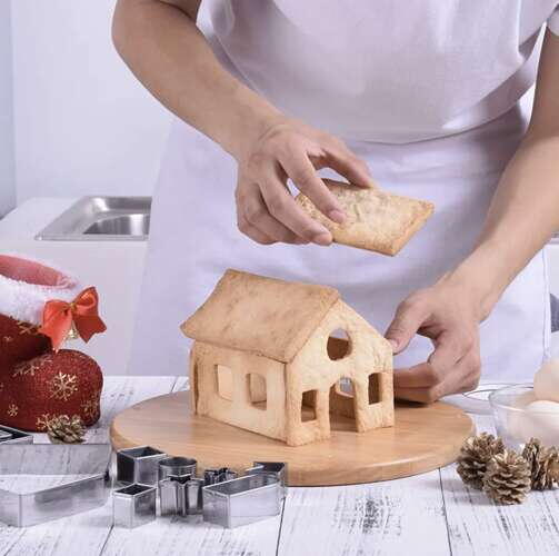 Forme metalice pentru casuta din turta dulce sau biscuiti, 10 piese