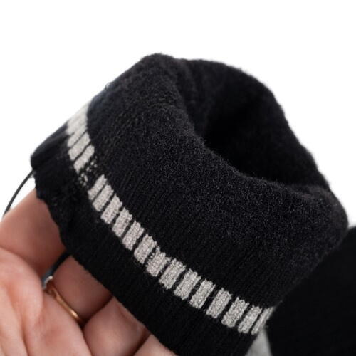 Sosete incalzite, Acumulatori Inclusi, Incarcator USB, Reglare a incalzirii in 3 trepte, 40 - 60 grade, Marime universala 36-44, Negre