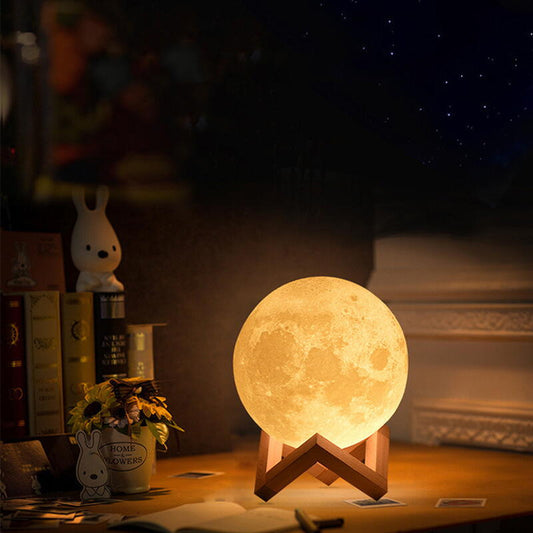 Lampa de veghe in forma de luna Moon Light, alimentare baterii, Stand Lemn Inclus, Multicolora 7 efecte, Reincarcabila